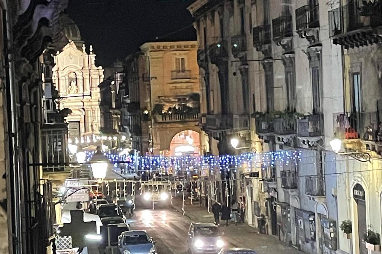 Sunshine House Bed and Breakfast Catania Esterno foto
